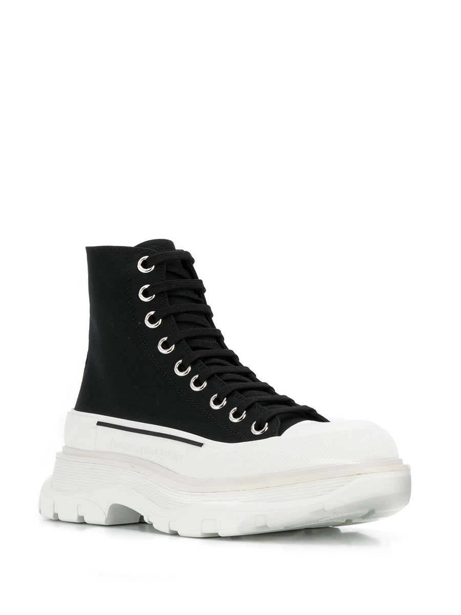 Alexander McQueen Tread Slick Boots For Women With Lace Up Ankle Silhouette And Bold Platform Rubber Sole