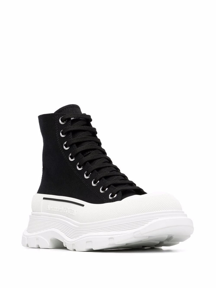 Alexander McQueen Tread Slick Boots For Women With Lace Up Ankle Silhouette And Bold Platform Rubber Sole