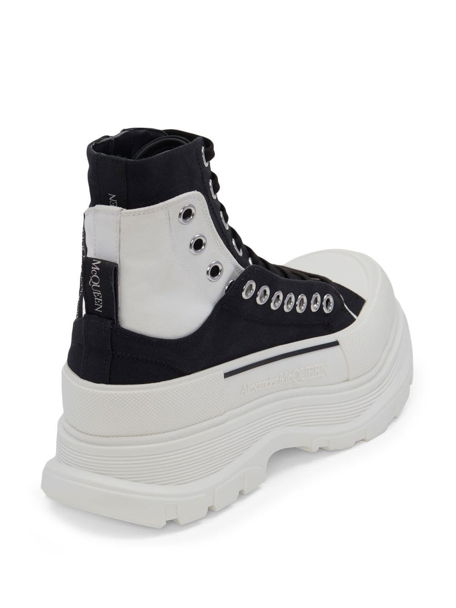Alexander McQueen Tread Slick Lace Up Boots For Men Luxury Urban Edge Bold Statement