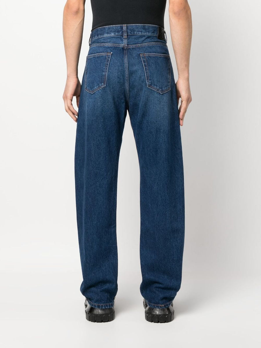 Off-White High-Waisted Straight Jeans For Men Indigo Denim With Skatewear Edge Premium Heritage Brand