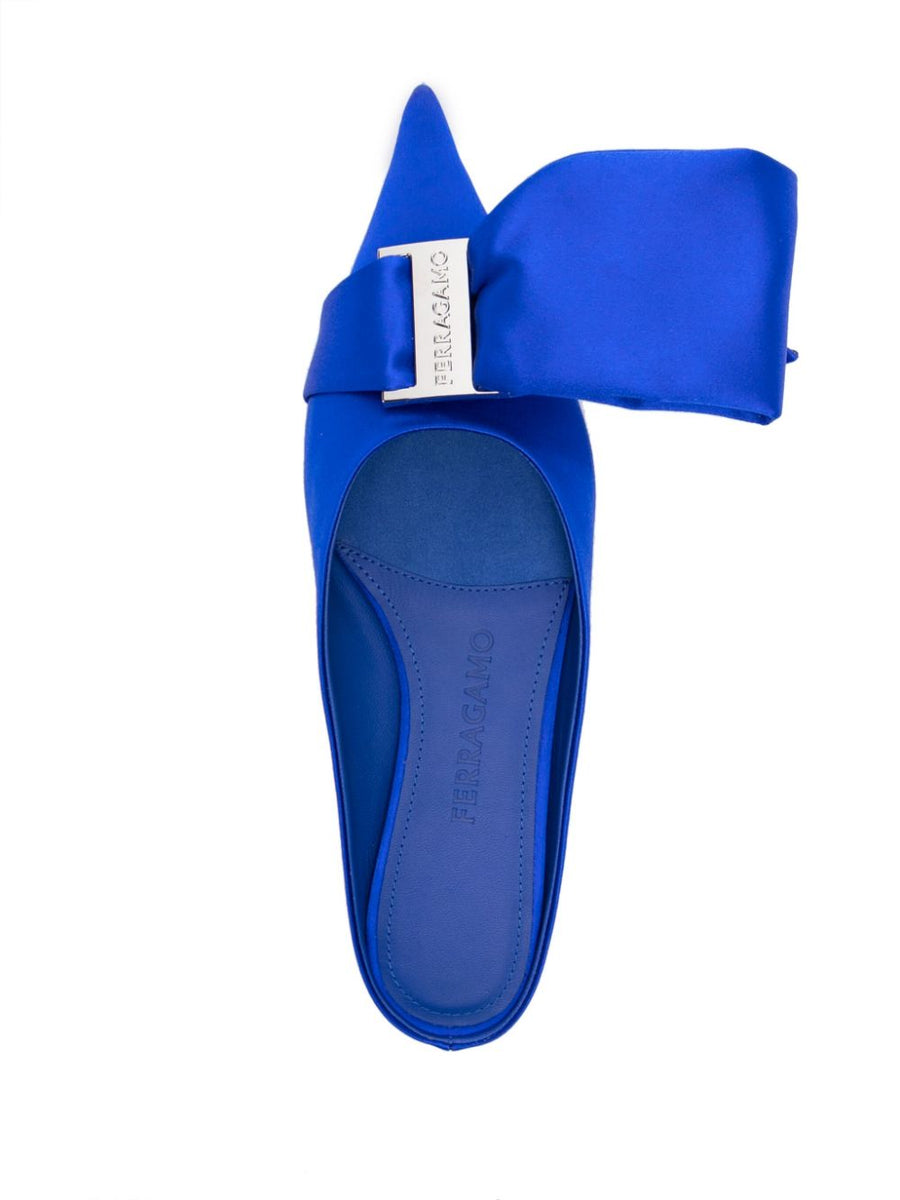 Ferragamo asymmetric-bow Satin Mules