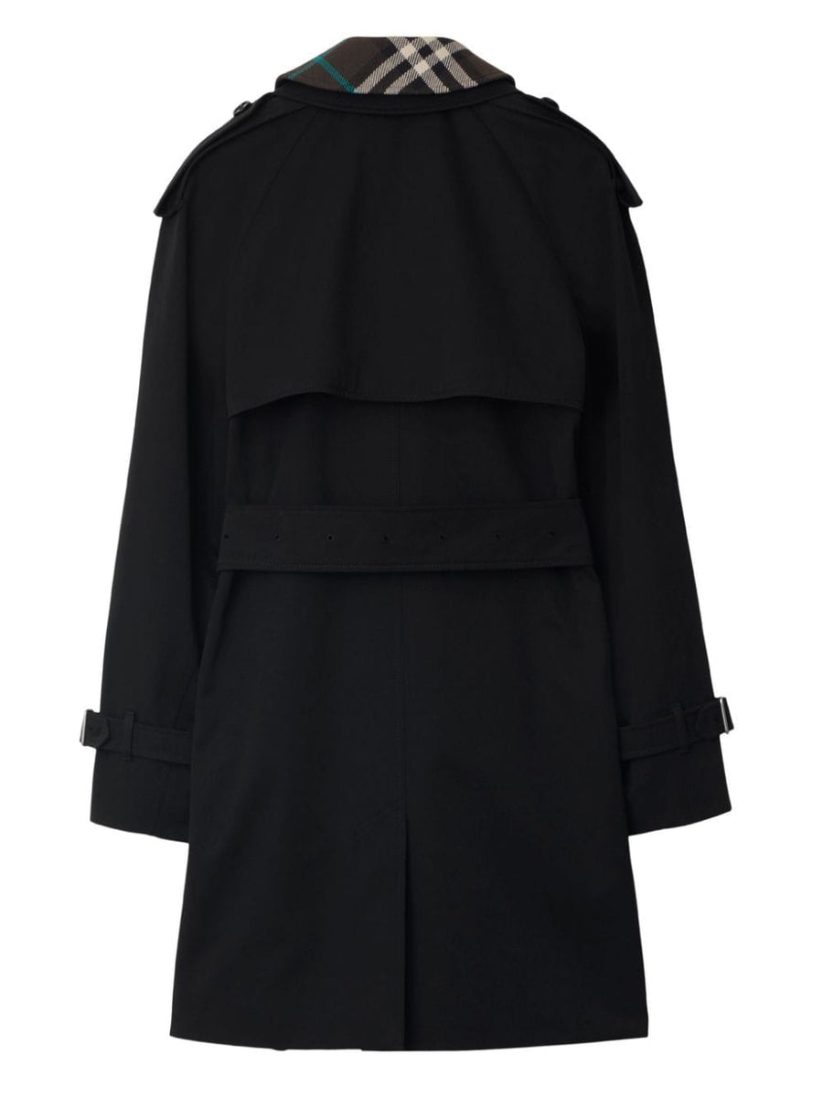 Burberry Detachable Collar Trench Coat For Women Timeless Luxury Outerwear With Two Distinct Looks In One Coat