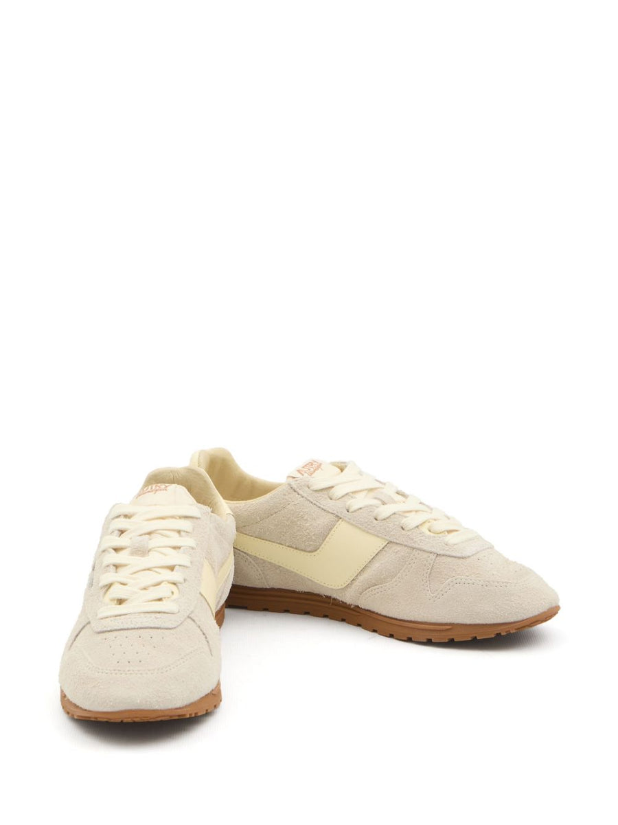 Autry Windspin Low Sneakers For Women Beige Suede Leather Versatile Lace Up With Padded Ankle And Branded Heel Counter