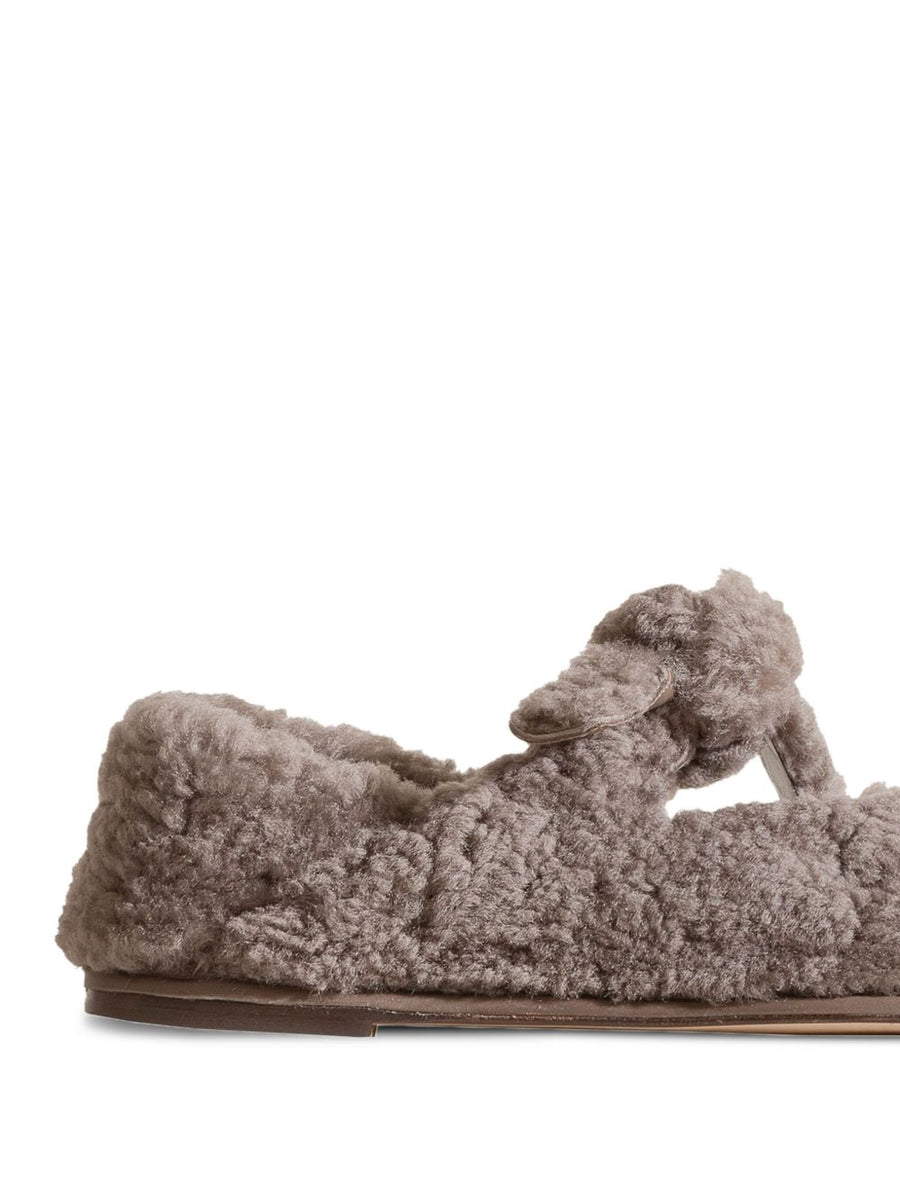 Hereu Llasada Shearling Ballet Flats for Women Cozy Warmth Knot Detail Grey Luxury