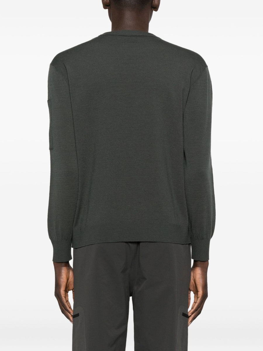 C.P. Company Logo Wool Crewneck Sweater for Men with Timeless Warmth and Signature Streetwear