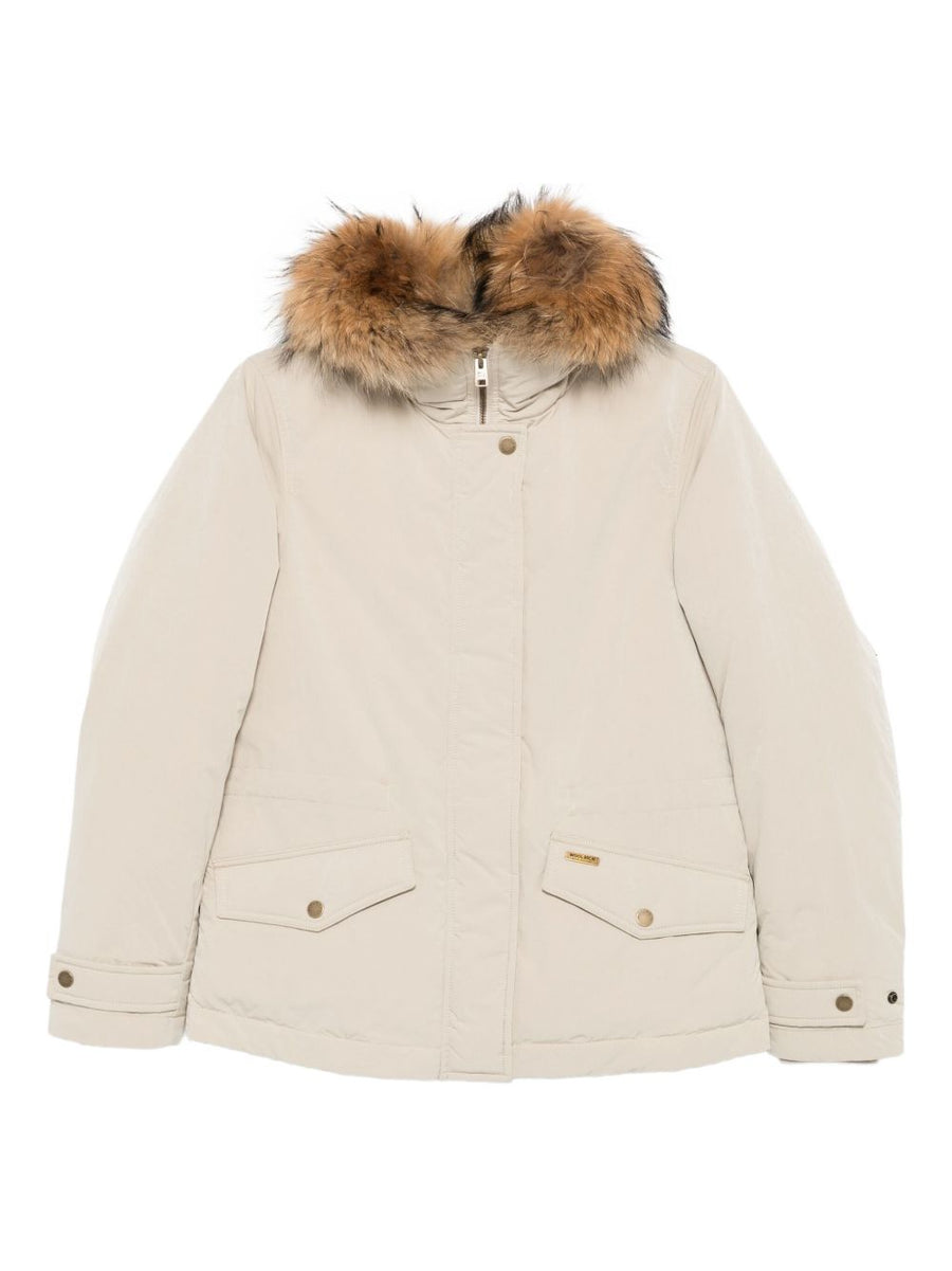 Woolrich Short Down Jacket For Women With Beige Fur Trim Compact Silhouette Warmth