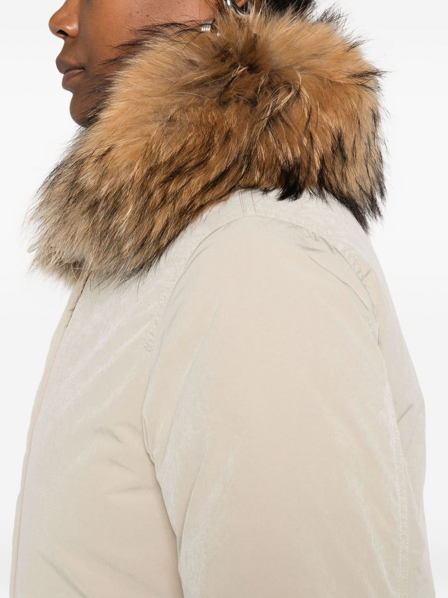Woolrich Short Down Jacket For Women With Beige Fur Trim Compact Silhouette Warmth