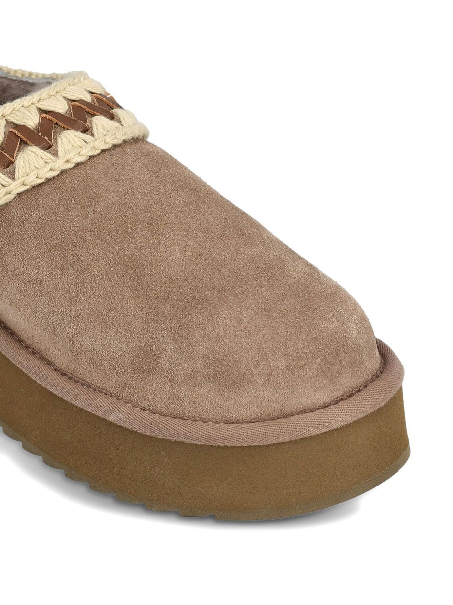 Mou Platform Clog Grey Suede Slip On Sandals With Crochet Detailing For Women 4cm Heel Effortless Chic