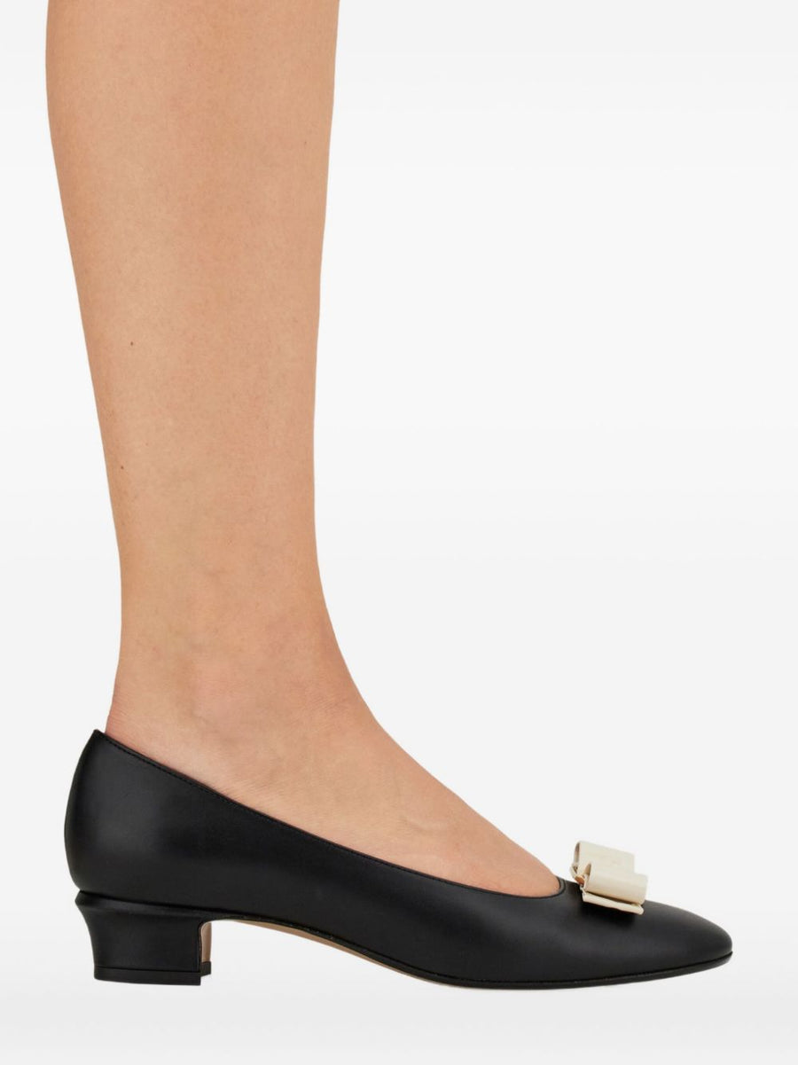 Ferragamo Vara Leather Pumps For Women With Bow Detail Almond Toe And Everyday Wear 3cm Block Heel