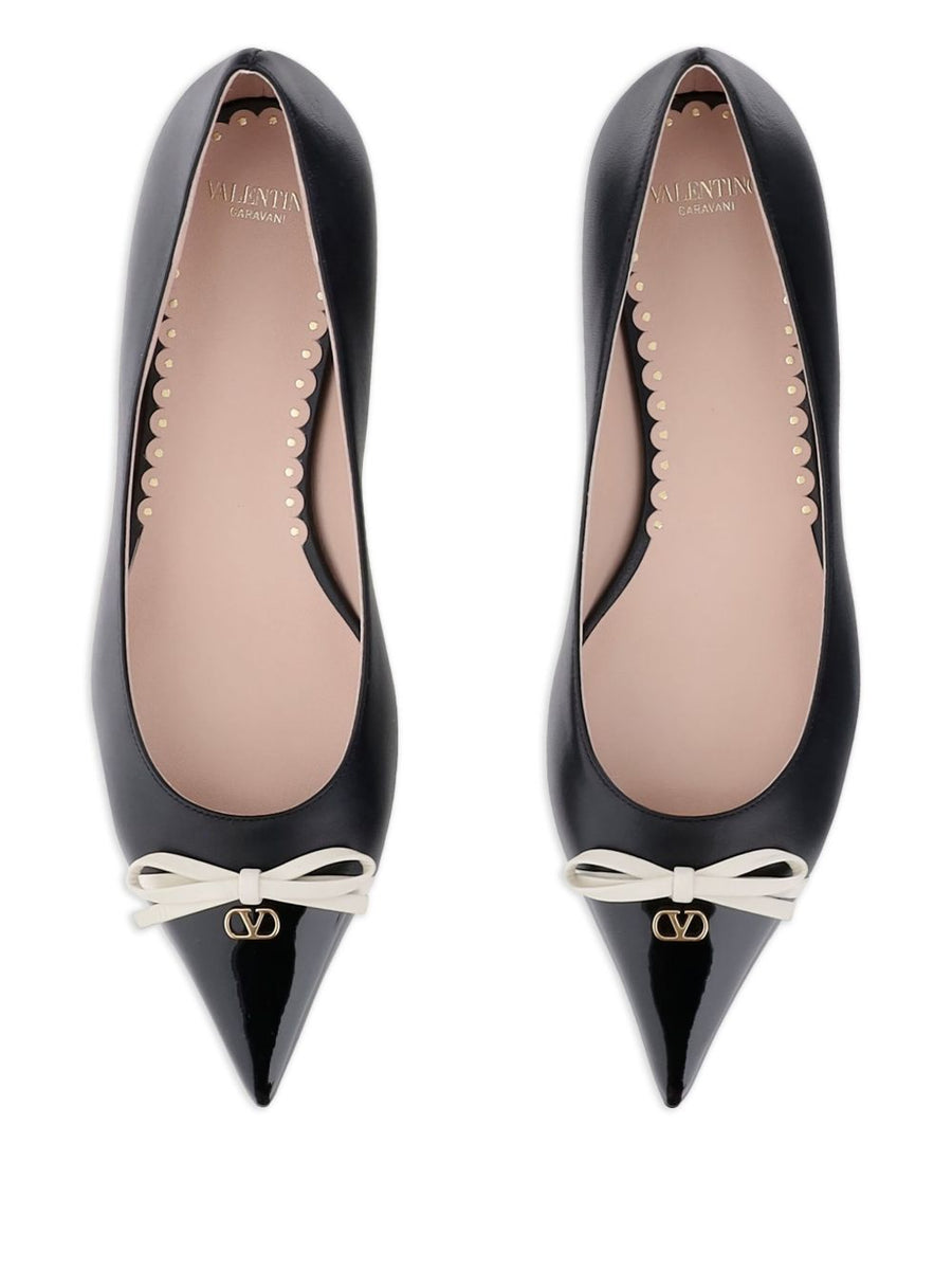 Valentino Garavani Bepointy Pointed Toe Flats Black Calf Leather VLogo Signature For Women All Season