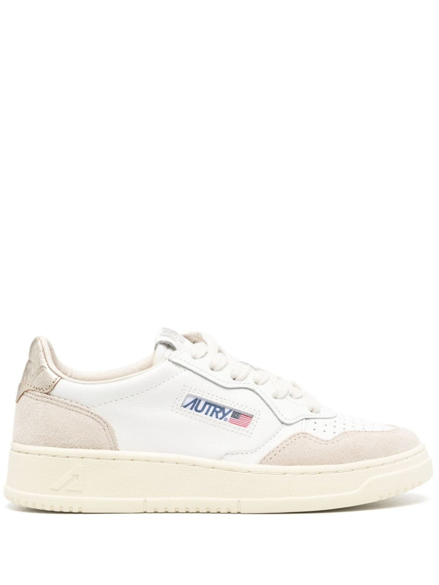 Autry Medalist Low Leather Sneakers For Women With Everyday Comfort And Gold Detail