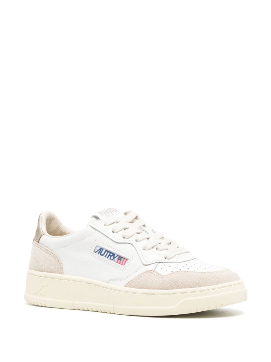 Autry Medalist Low Leather Sneakers For Women With Everyday Comfort And Gold Detail