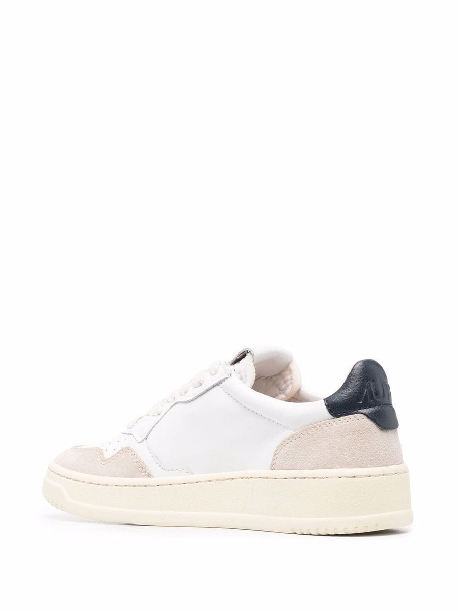 Autry Medalist Low Sneakers Navy Calf Leather For Women Timeless Tennis Style Comfort