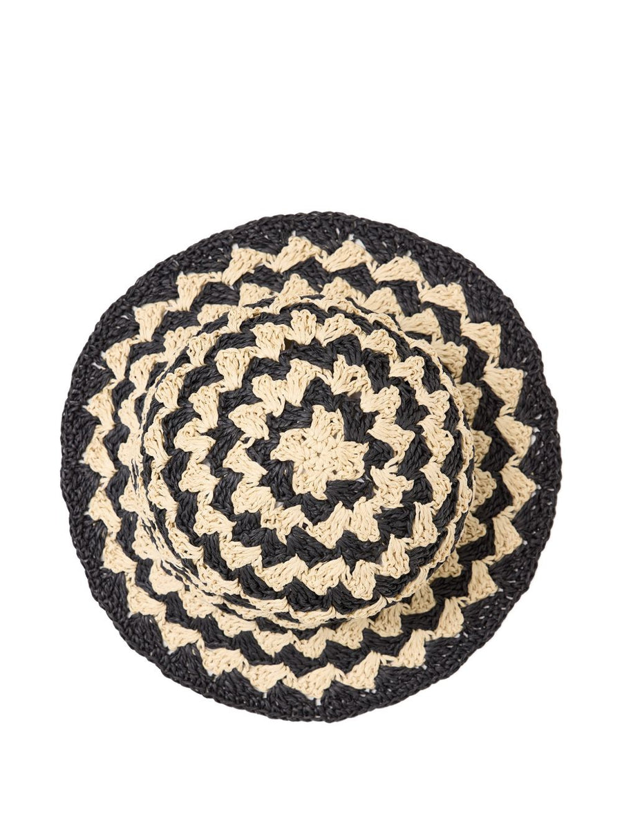 Closed Black Woven Straw Hat Women One Size Short Brim Sun Ready Premium Chic Spring Summer 2026