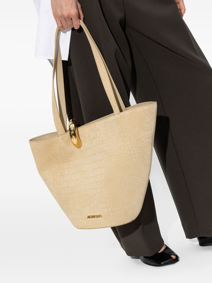 Jacquemus Le Bambola Moyen Leather Bucket Bag For Women Luxury Compact Everyday Chic