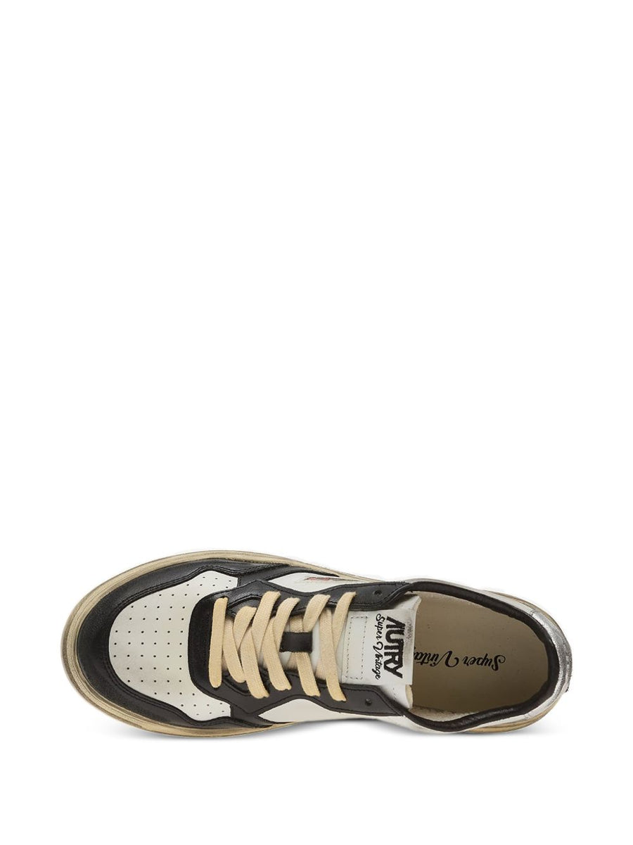 Autry Medalist Super Vintage Low Sneakers For Men Leather Black Retro Style With Timeless Vintage Details