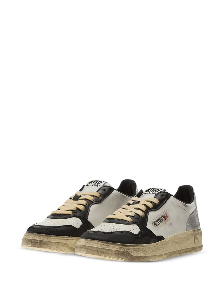 Autry Medalist Super Vintage Low Sneakers For Men Leather Black Retro Style With Timeless Vintage Details
