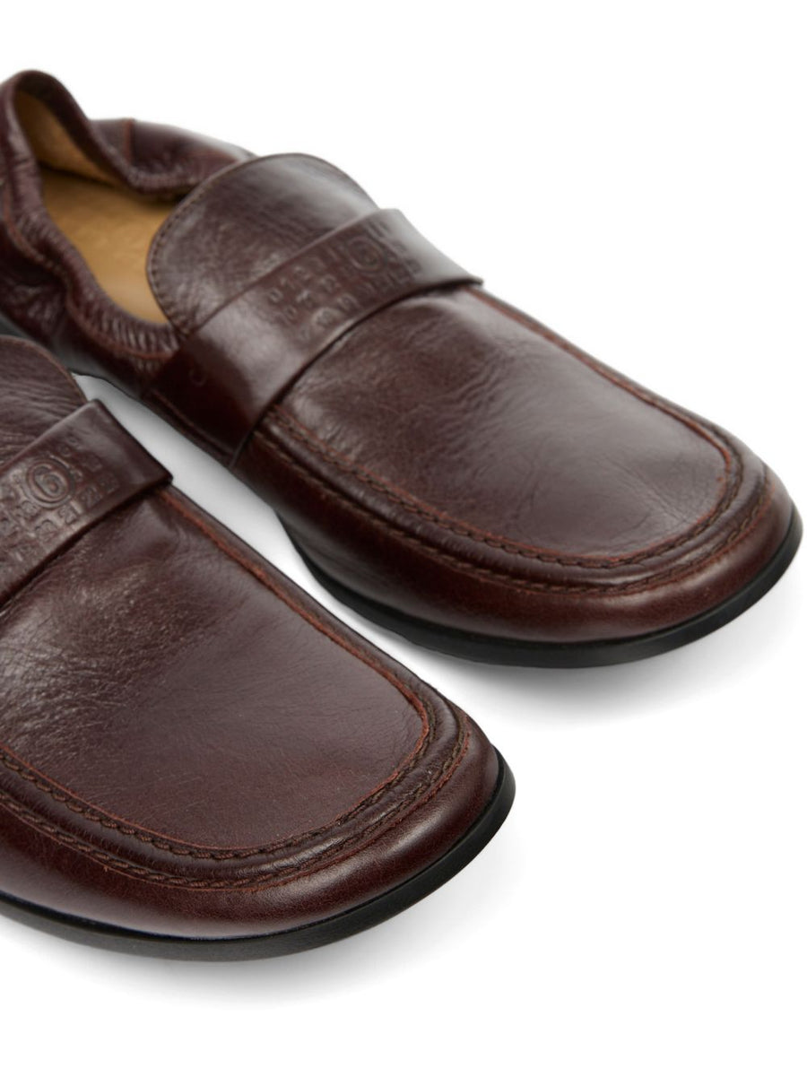 MM6 Maison Margiela Swing Toe Leather Loafers For Women Slip On Comfort Signature Stitch Timeless Luxury