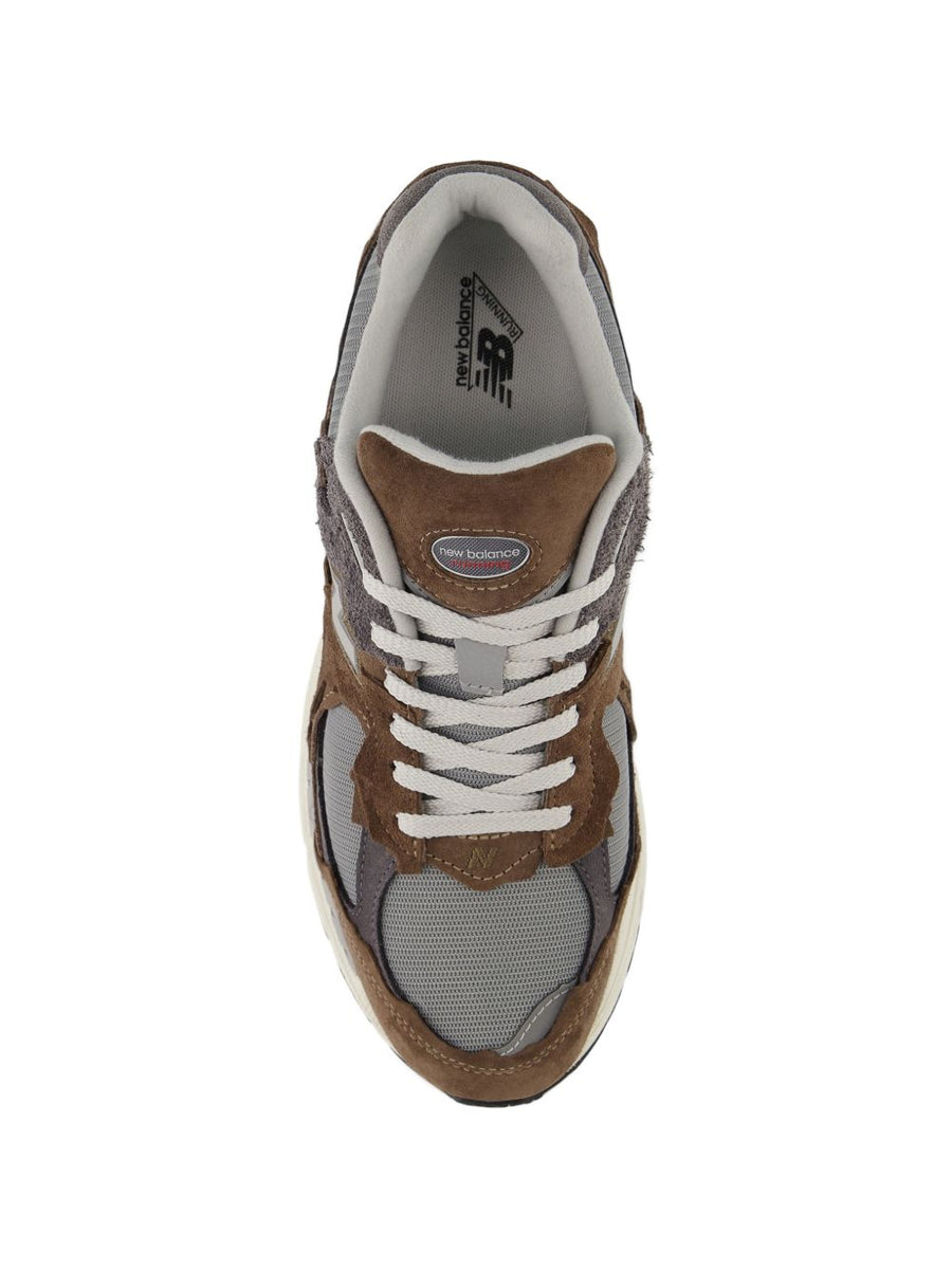 New Balance M2002D Shoes for Men Premium Calf Suede Upper Breathable Mesh Everyday Sneaker