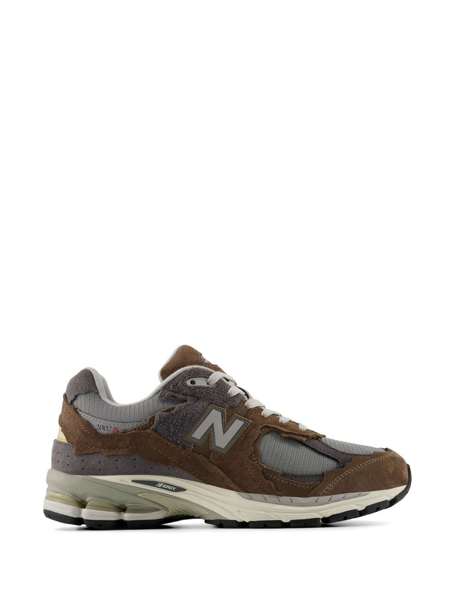 New Balance M2002D Shoes for Men Premium Calf Suede Upper Breathable Mesh Everyday Sneaker