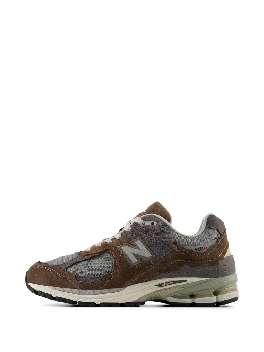 New Balance M2002D Shoes for Men Premium Calf Suede Upper Breathable Mesh Everyday Sneaker