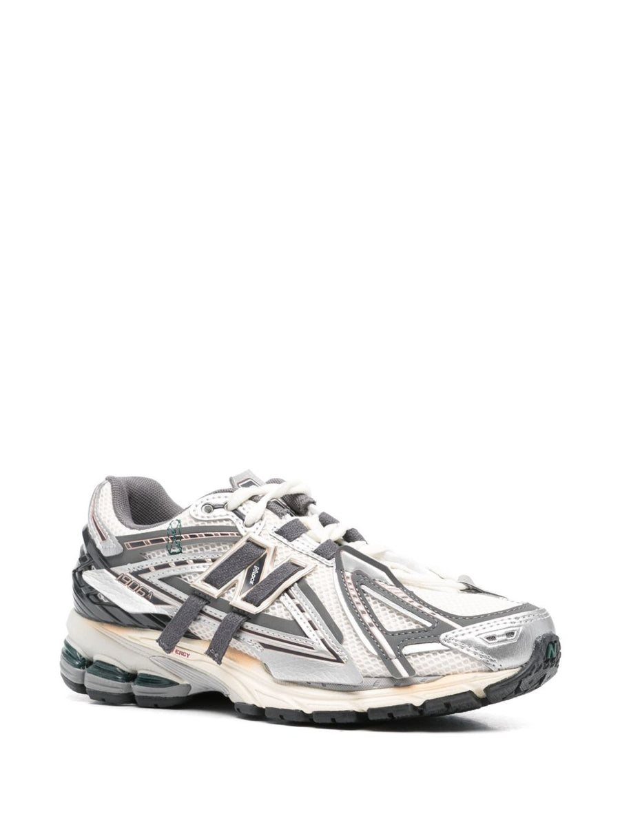 NEW BALANCE Sneakers SILVER