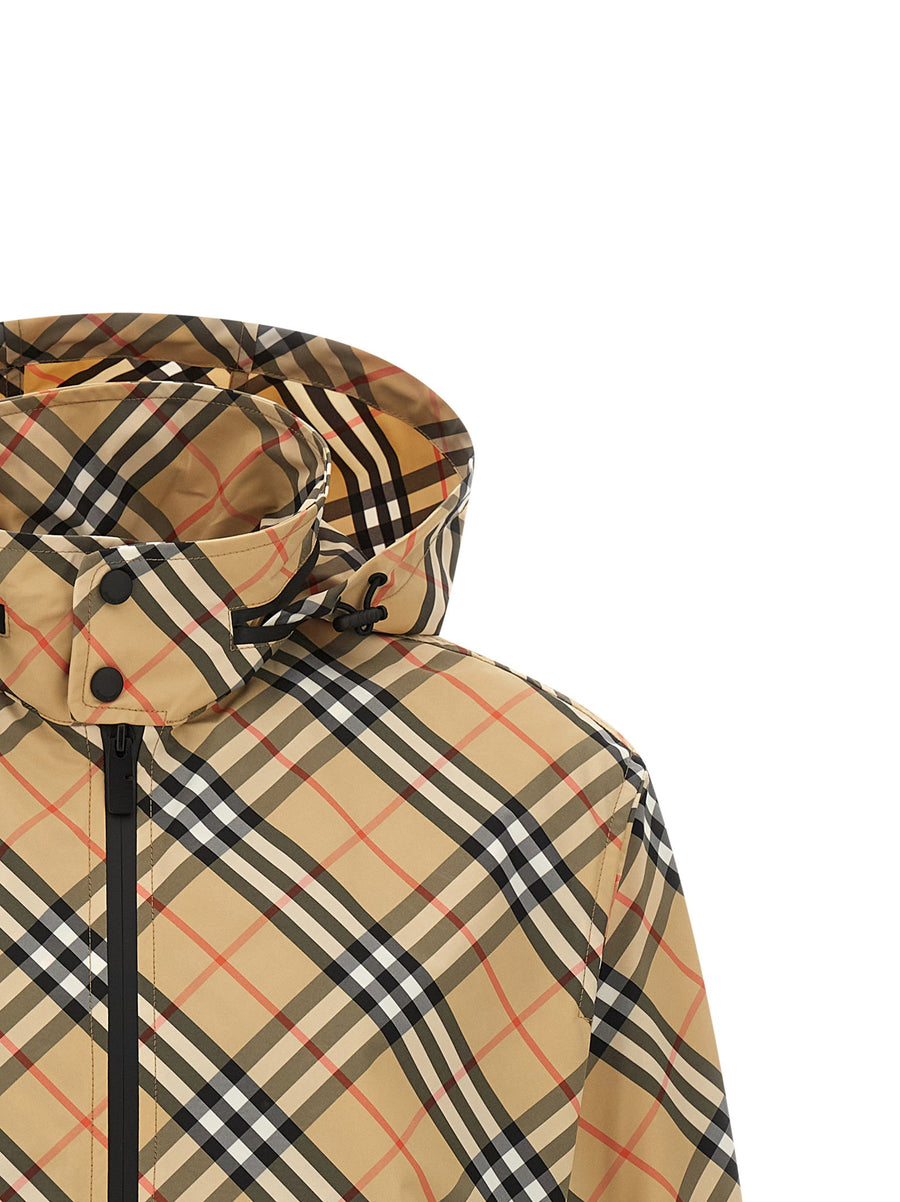 Burberry Markham Jacket For Men Lightweight Weatherproof Outerwear With Removable Hood