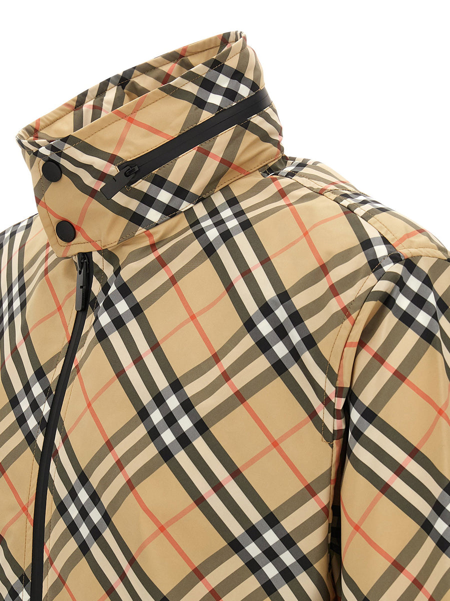 Burberry Markham Jacket For Men Lightweight Weatherproof Outerwear With Removable Hood