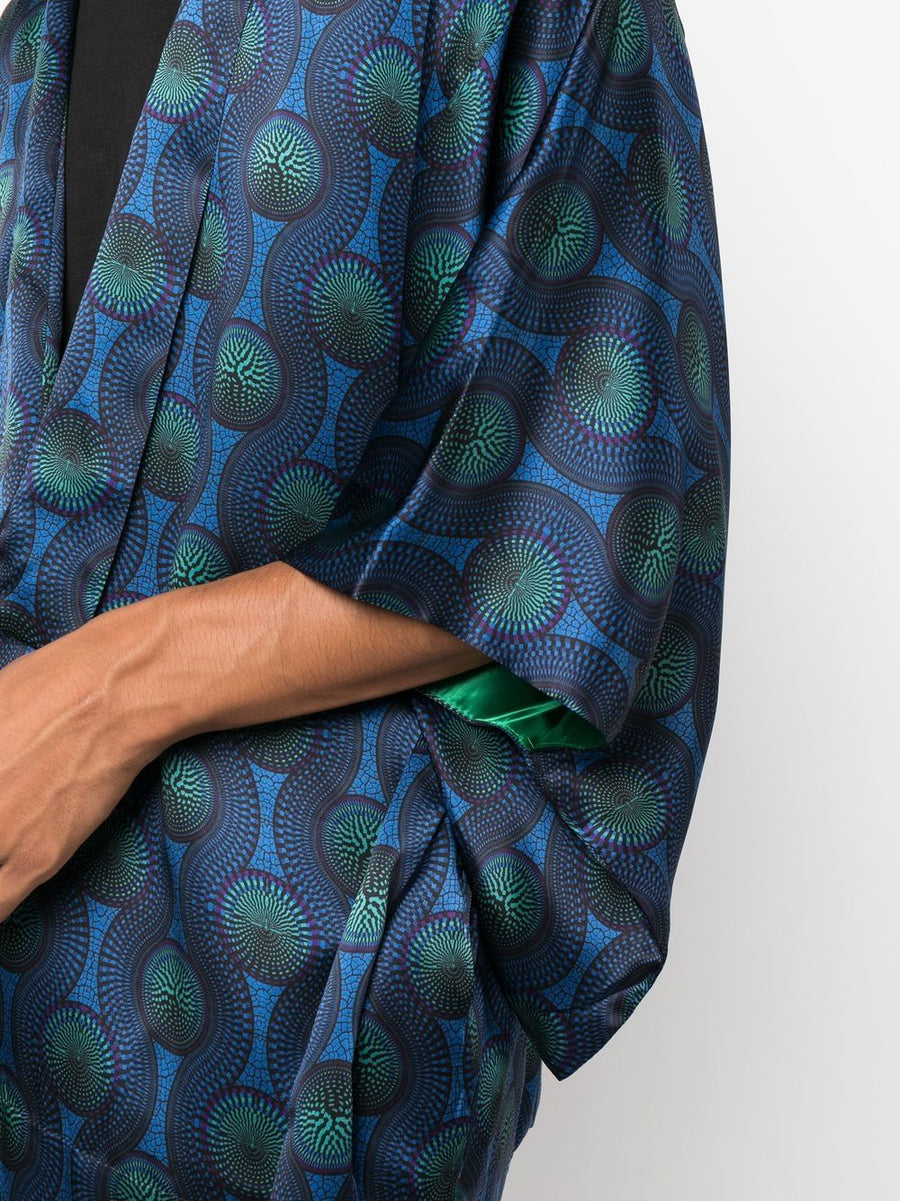 Ozwald Boateng Printed Silk Short Kimono for Men Open Front With Geometric Print and Self Tie