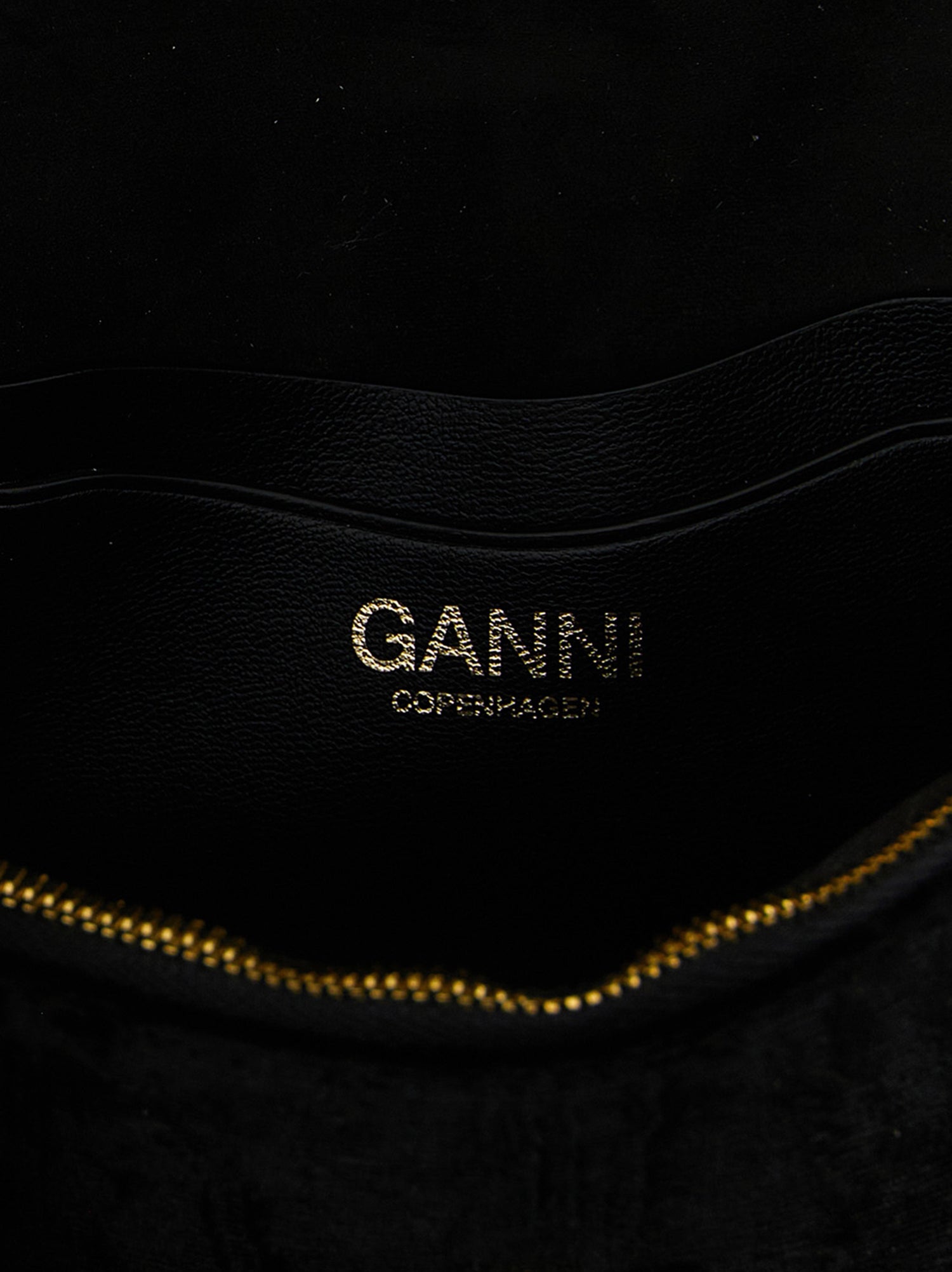 Ganni Lulu Wallet On Chain