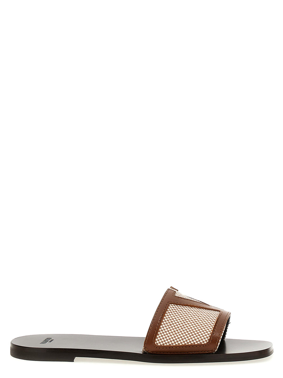 Valentino Garavani Vlogo Sandals