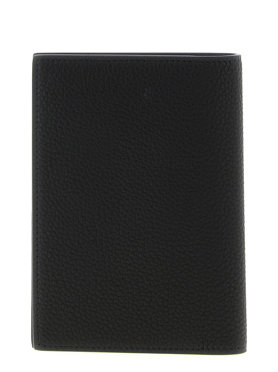 Tom Ford Hammered Passport Holder Black Calfskin Leather With Card Slots For Travelers